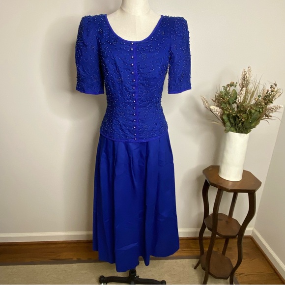 Blue beaded vintage 80s dress - Picture 1 of 5
